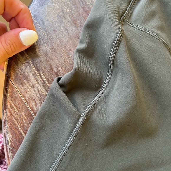 Lululemon Speed up Tights - Picture 5 of 6